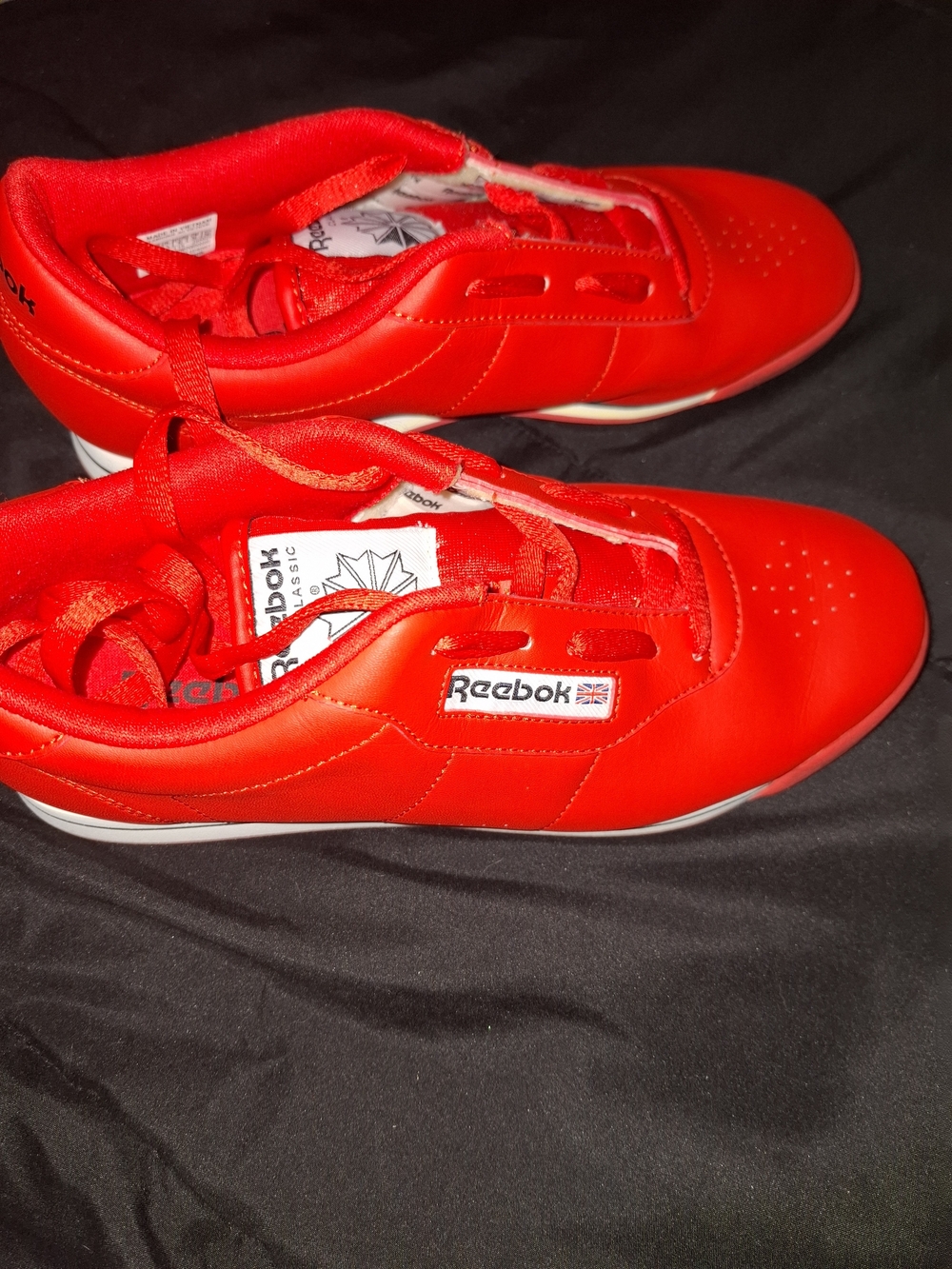 Reebok Princess women's lifestyle sneakers with a classic low-top